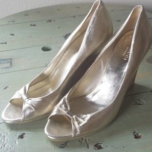 Gucci Metallic Gold Peep Toe Wedges